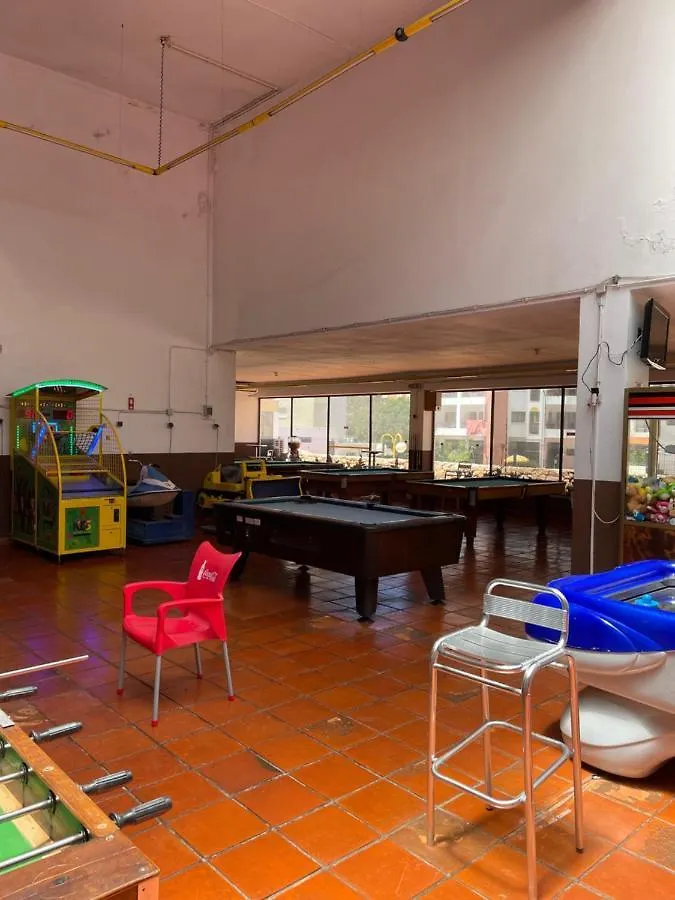 Apartamento No More Snow, 300 M From The Beach, King Size Bed, Fast Wi-Fi Portimão Portugal