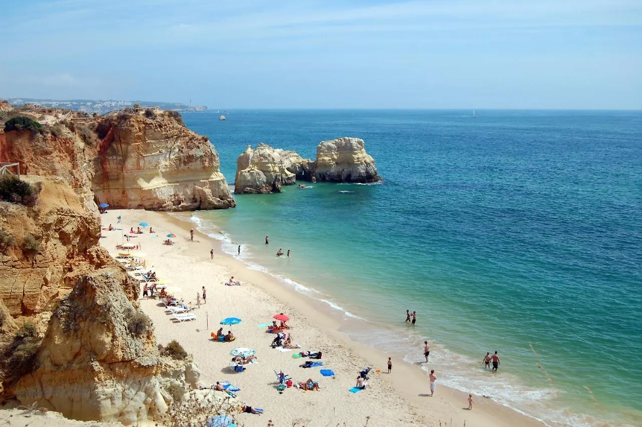 No More Snow, 300 M From The Beach, King Size Bed, Fast Wi-Fi Portimão